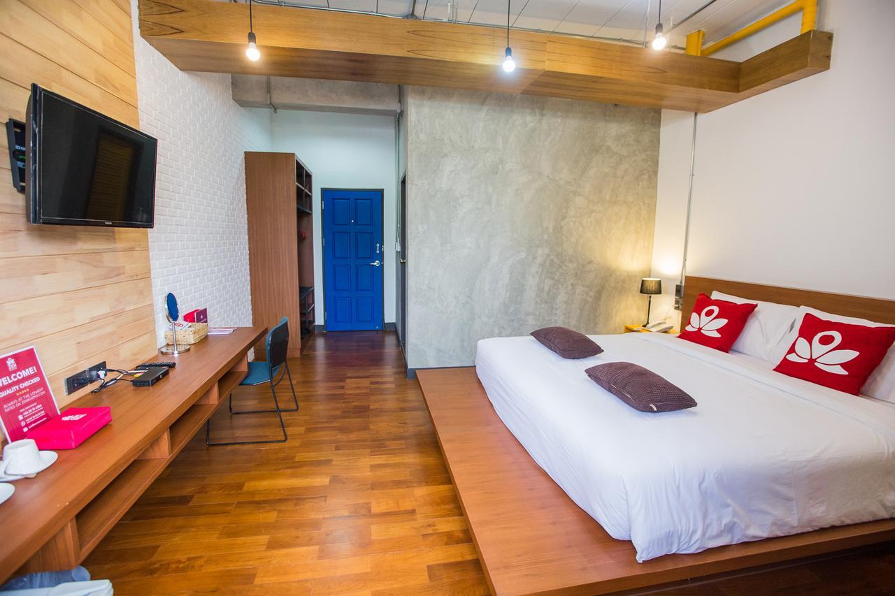 Zen Rooms Nimman 13 Chiang Mai Bagian luar foto
